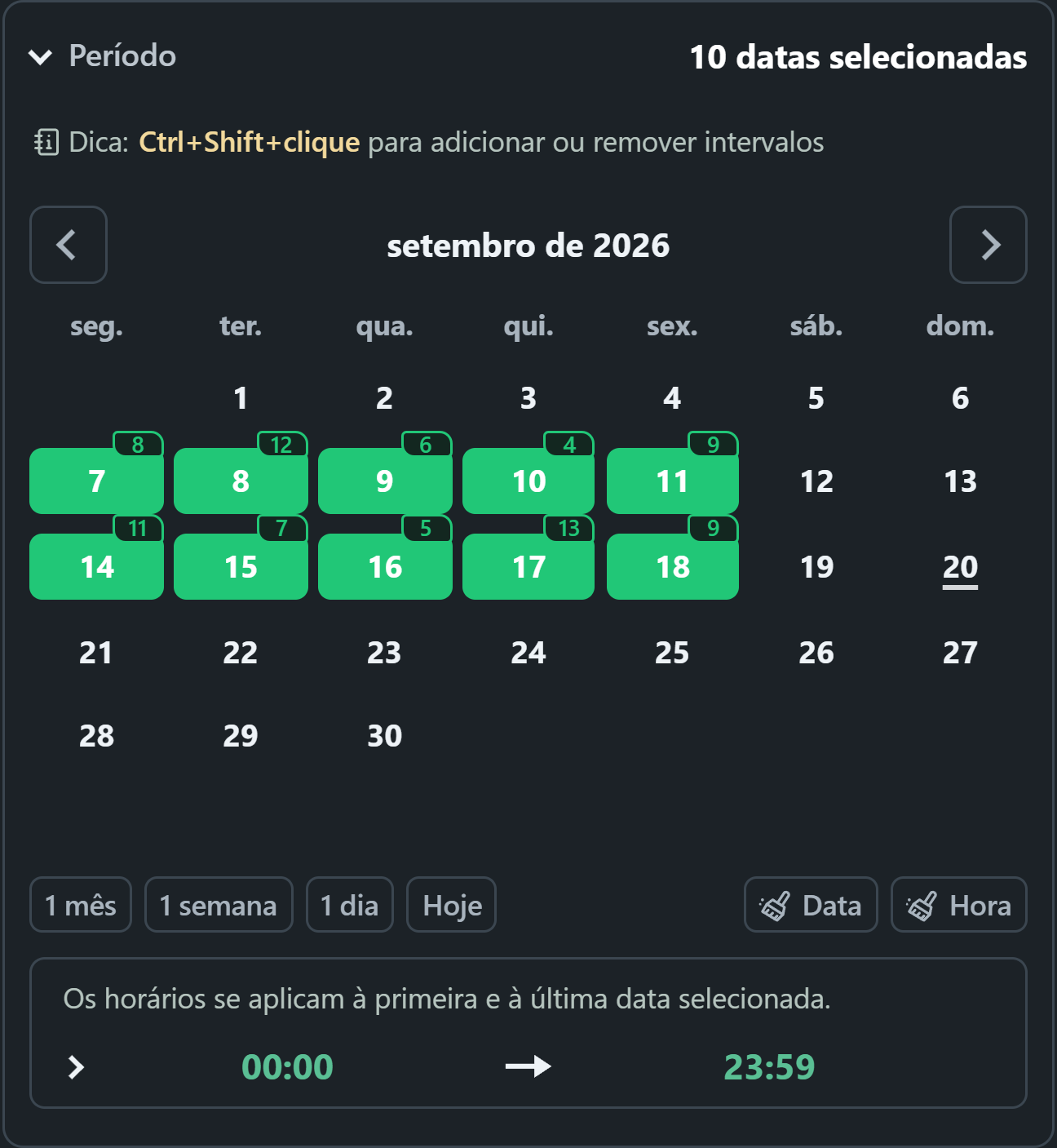 Calendário WhatsSnap com intervalos de datas selecionados e emblemas de mídia encontrados diariamente
